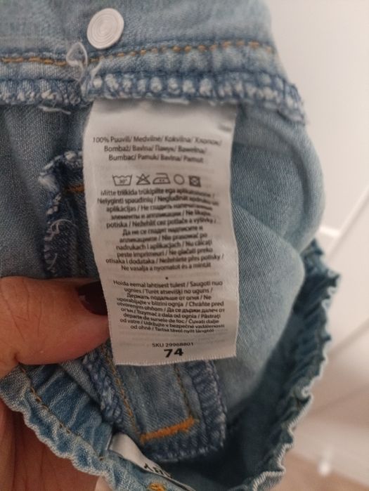 Jeansowe szorty / spodenki z koronką r. 74 (6-9 msc) pepco