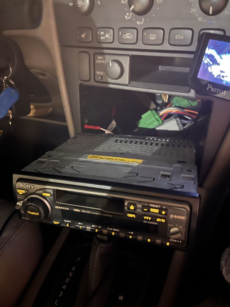 Radio samochodowe Sony XR-C5120R – kultowy model z lat 90!