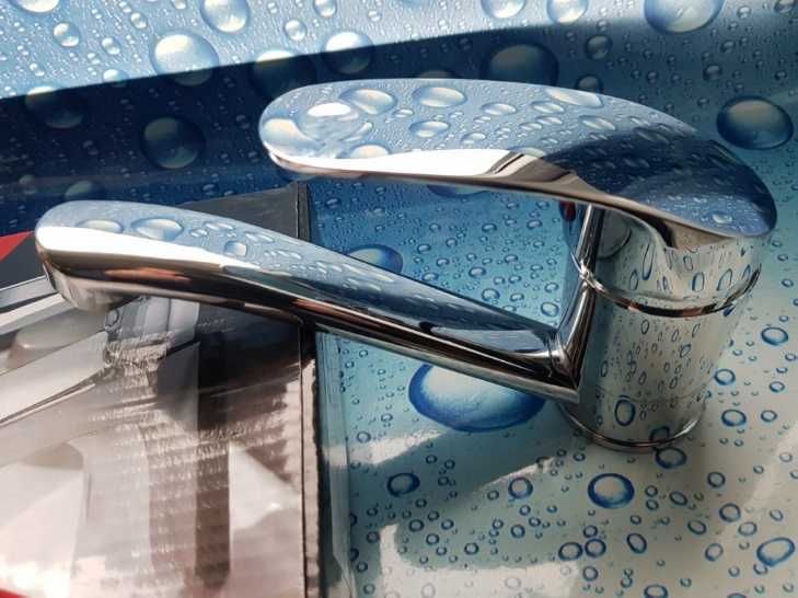 Смеситель змішувач для умивальника G-FERRO Mars 004-Z вилив 15 см