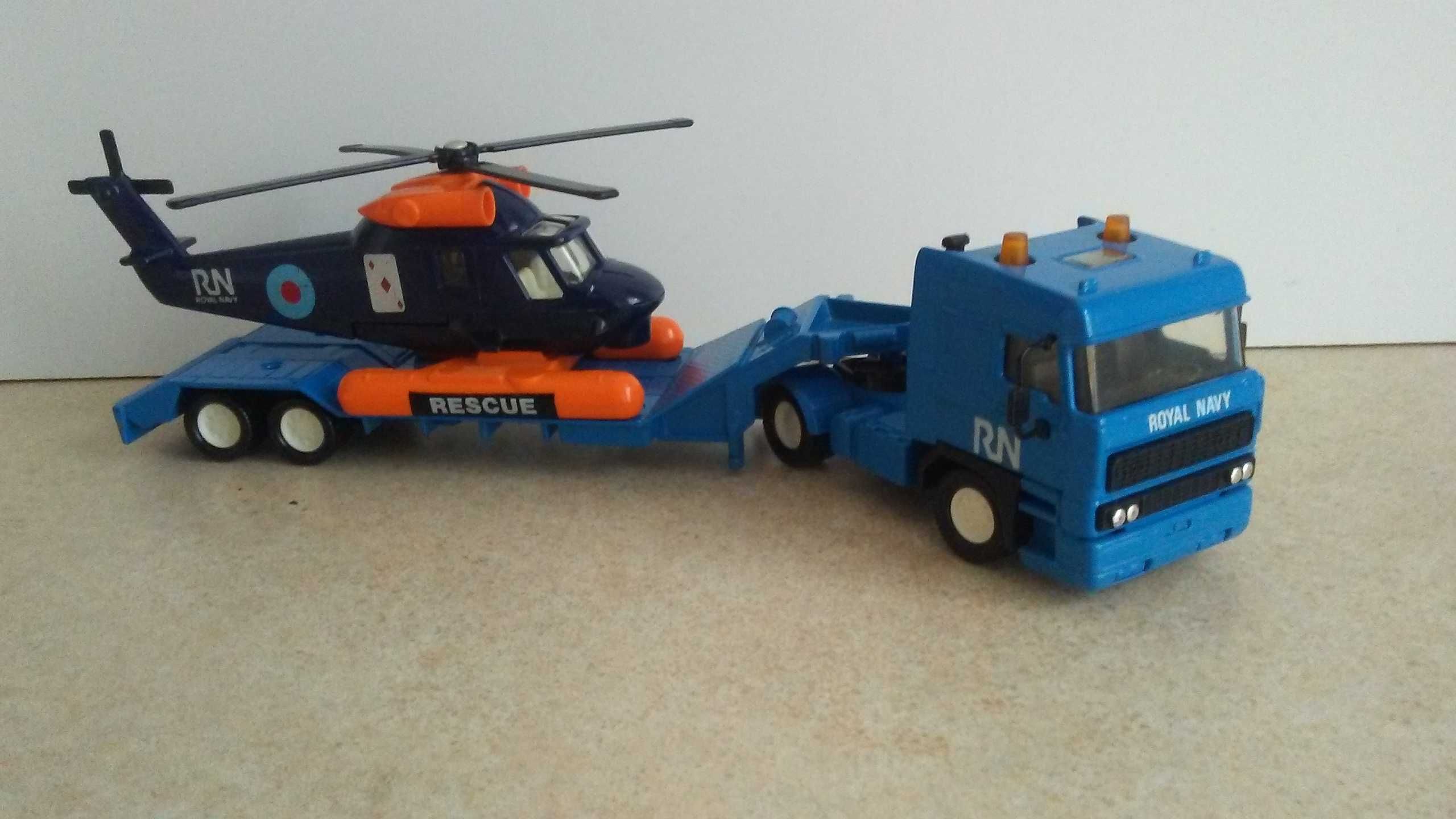 matchbox superkings daf+helikopter