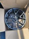 FELGA ALUMINIOWA FORD MUSTANG MACH E 10JX19 ET52.5 LR3C-1007-VA 5X114.3