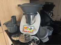 Thermomix TM6 (2019) + Przystawki – Stan bardzo dobry
