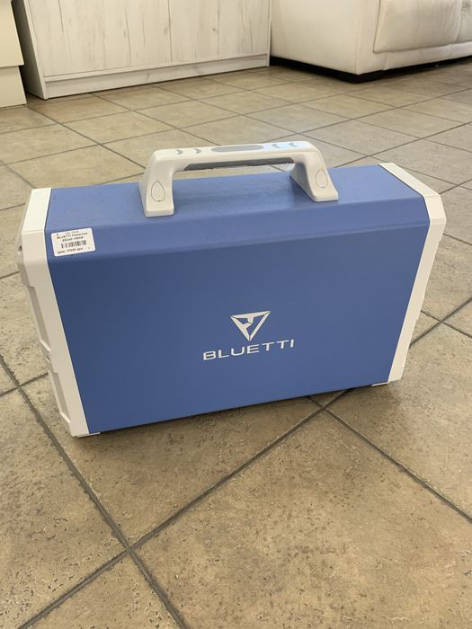Зарядна станція BLUETTI EB240 2,4кВ/г 1000W