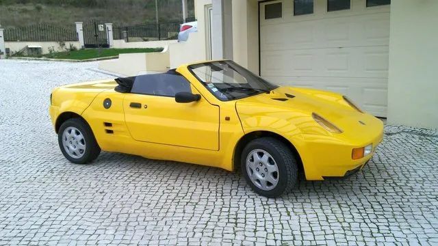 Outra não listada Outra não listada