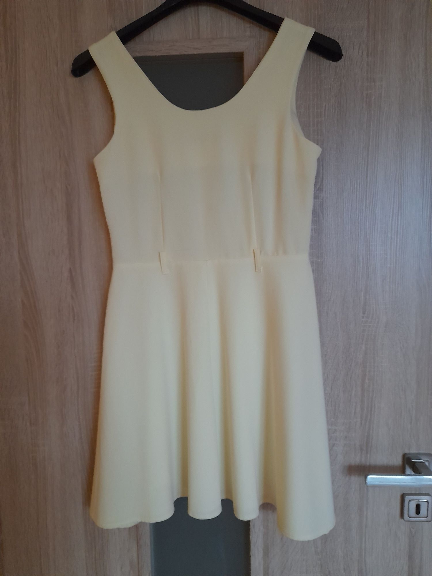 Sukienka cytrynowa r. 40