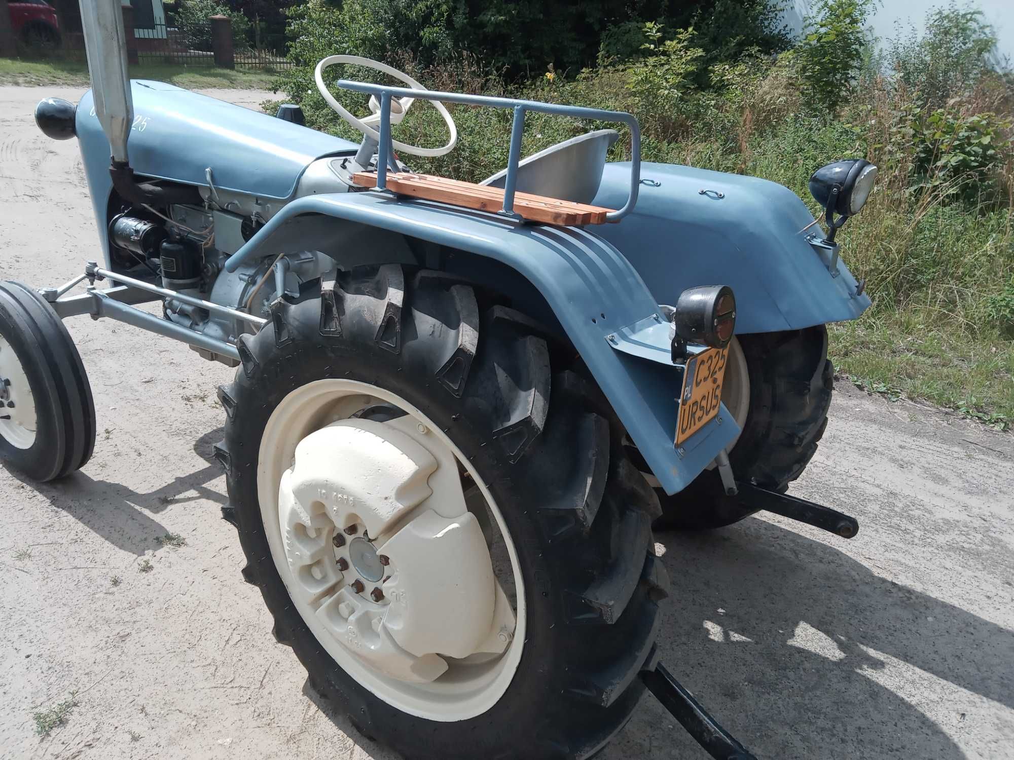 Najstarszy Ursus C325, 325.  1959 rok  c328