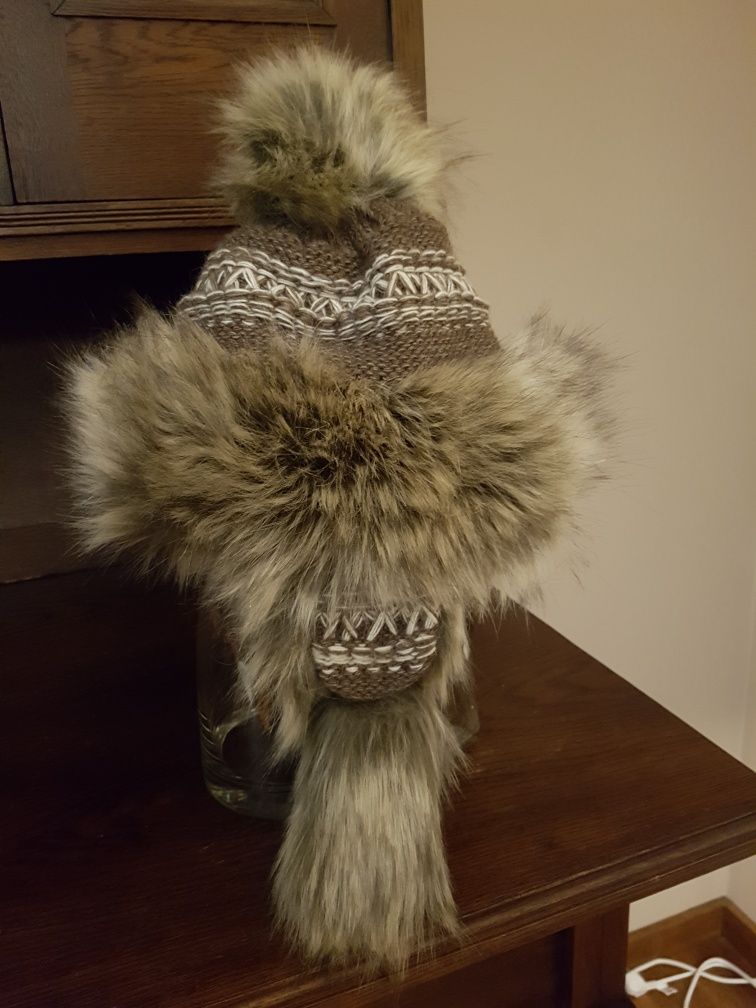 Ciepła zimowa czapka