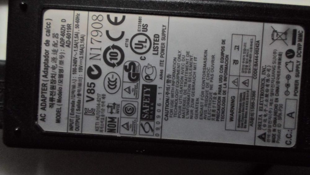 Зарядное устройство к ноутбуку Samsung R 522