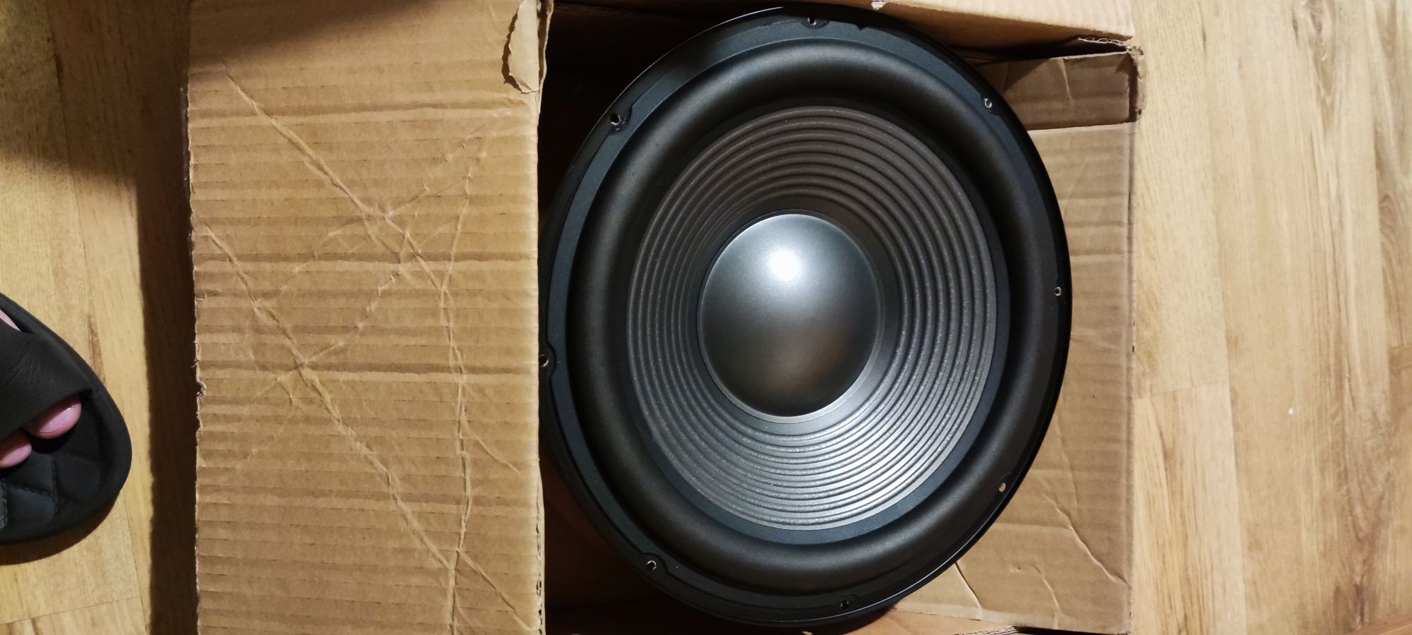 Głośnik subwoofer JBL e250p 12"