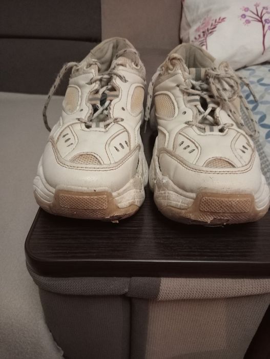 Продам кросовки для дівчинки