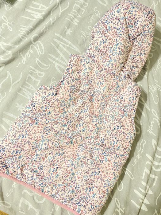 Безрукавка жилетка