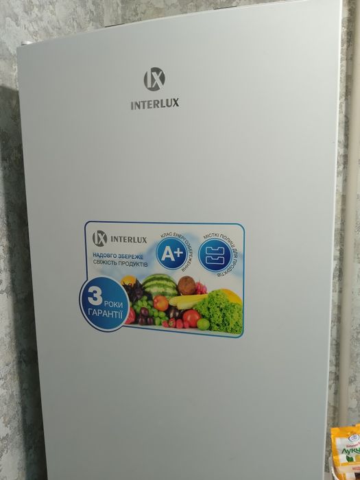 Холодильник 1.80 м.  55×55