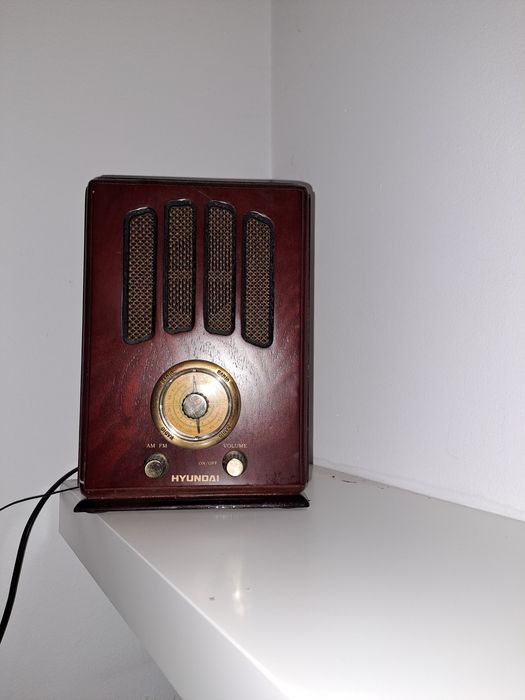 Radio retro hyundai