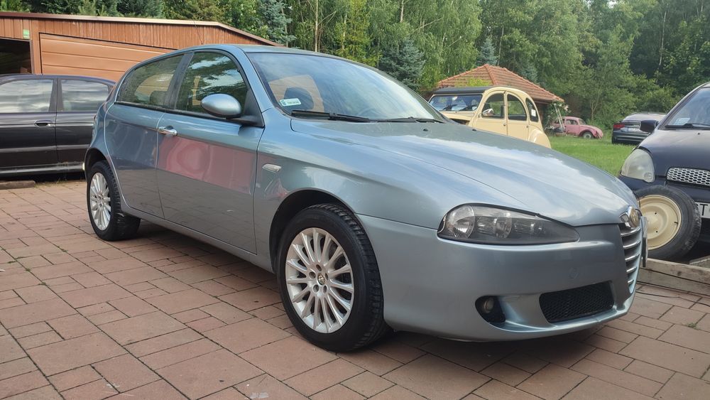 Alfa Romeo 147 Lift 1.9 M Jet 6 bieg Klima Zarejestrowany