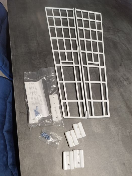 Osłonki na okna dla kota dwie sztuki