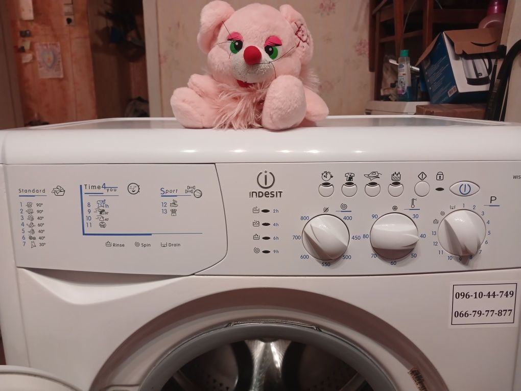 Стиральная машина Indesit wisl85x после ТО. Гарантия. Доставка