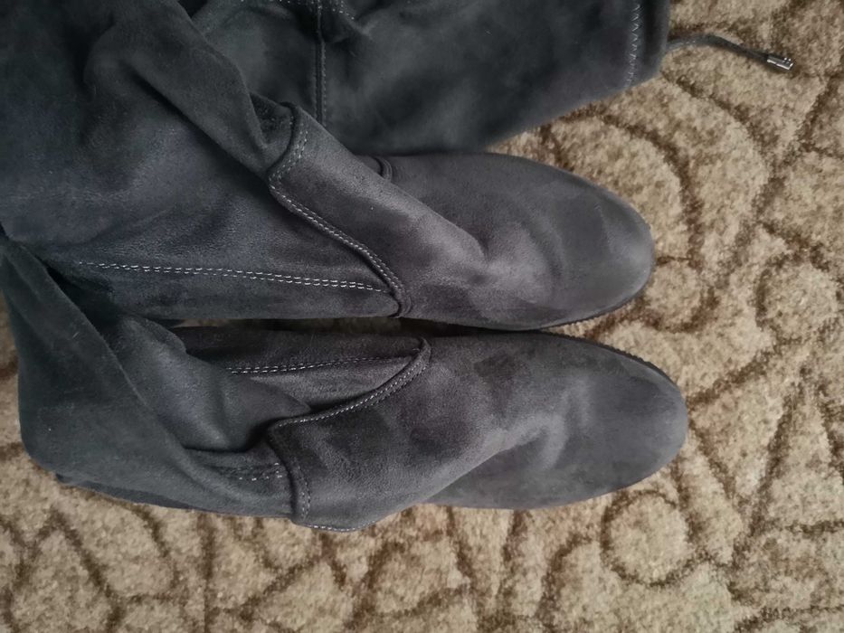 Wysokie szare kozaki obcas rozm. 39