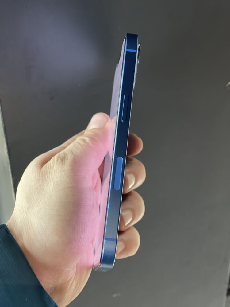 Продам iPhone 13 256gb Neverlock blue