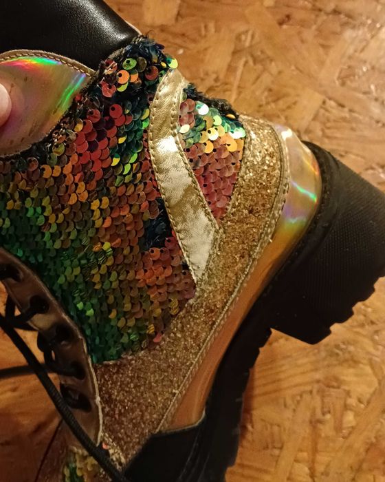 Botki z cekinami, jedyne i niepowtarzalne! Idealne na jesień