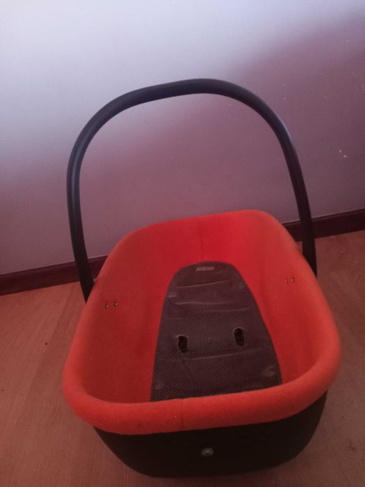 Carrinho de bebé da marca Quinny, do modelo Buzz. Baixa de preço!!!