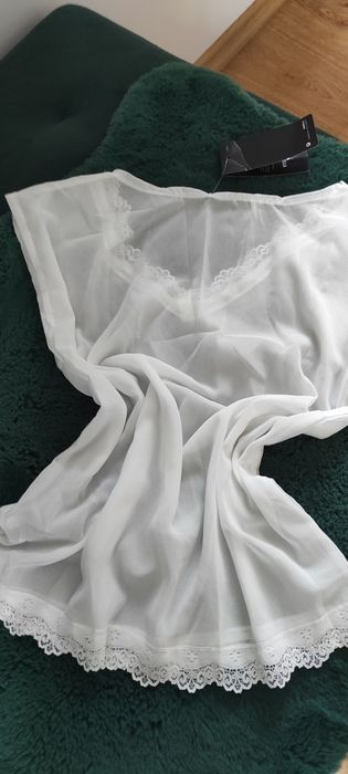 Nowy top, bluzka z koronką