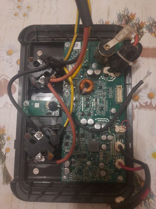 Запчастини до зарядної станції