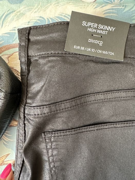 Джинси брюки скінні  Divided (Н&М) S-M