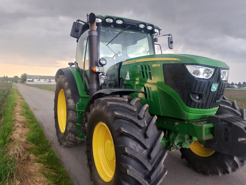 John Deere 6150R