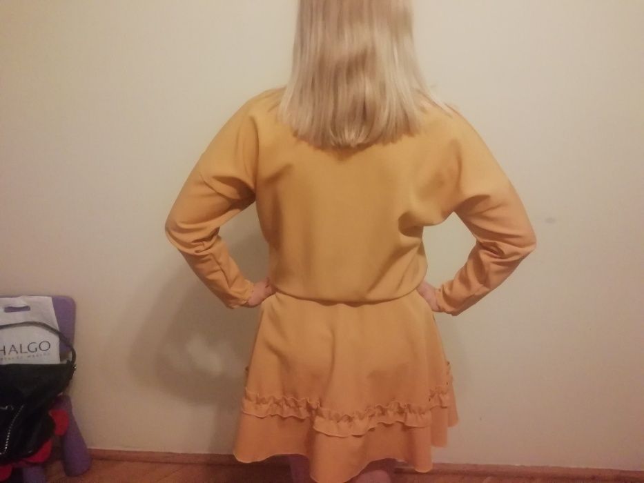 Sukienka miodowa