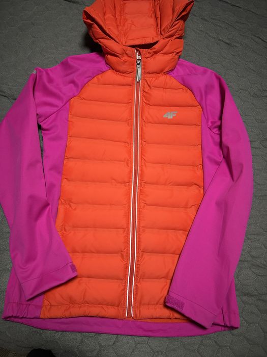 Продам мембранную куртку 4F