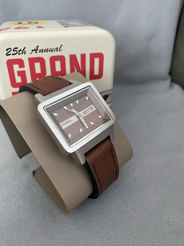 FOSSIL JR-9867 – unikatowy zegarek z lat 90.
