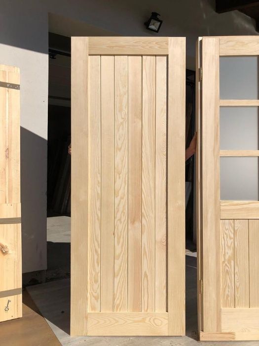 Drzwi drewniane lite sosnowe wewnętrzne  z ościeżnicą CAŁA POLSKA