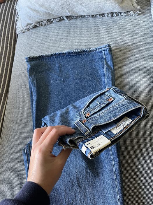 Calças ganga Levi’s ( ribcage bell).  Tamanho 26!  NOVAS