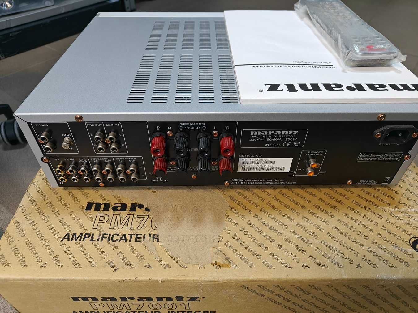 zintegrowany wzmacniacz stereo Marantz PM7001