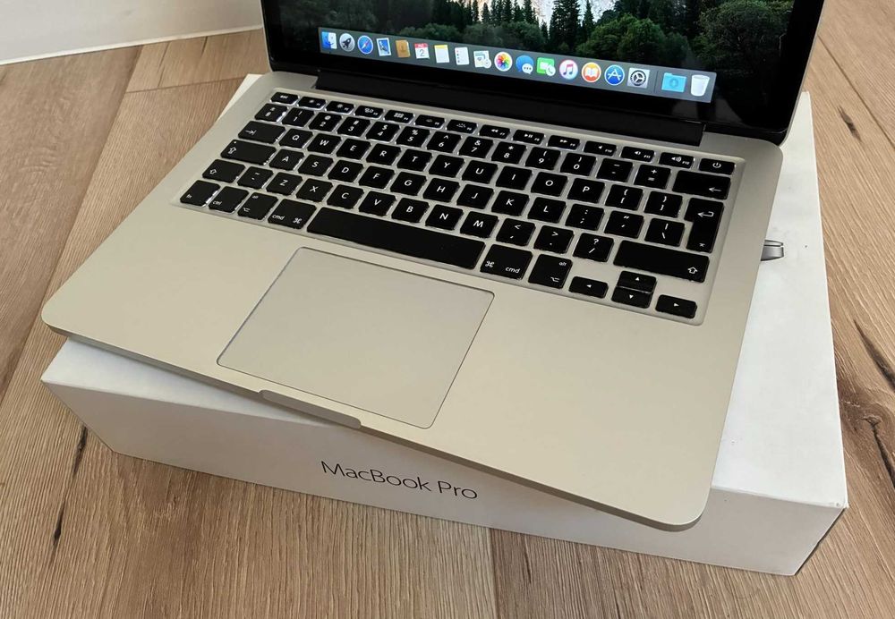 Laptop Apple Macbook 13 Pro A1502 i5 8GB SSD 120GB 2015r 225 cykli