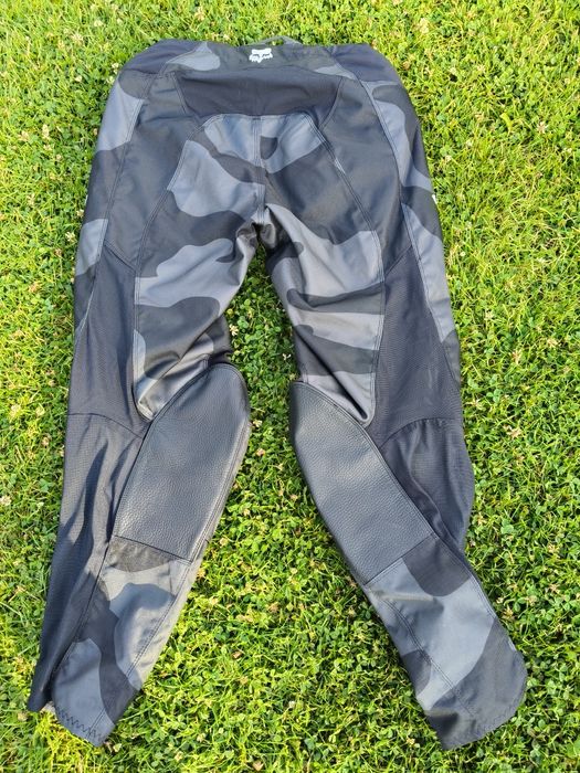 FOX Spodnie na Crossa motor 180 BNKR Black Camo 32 NOWE
