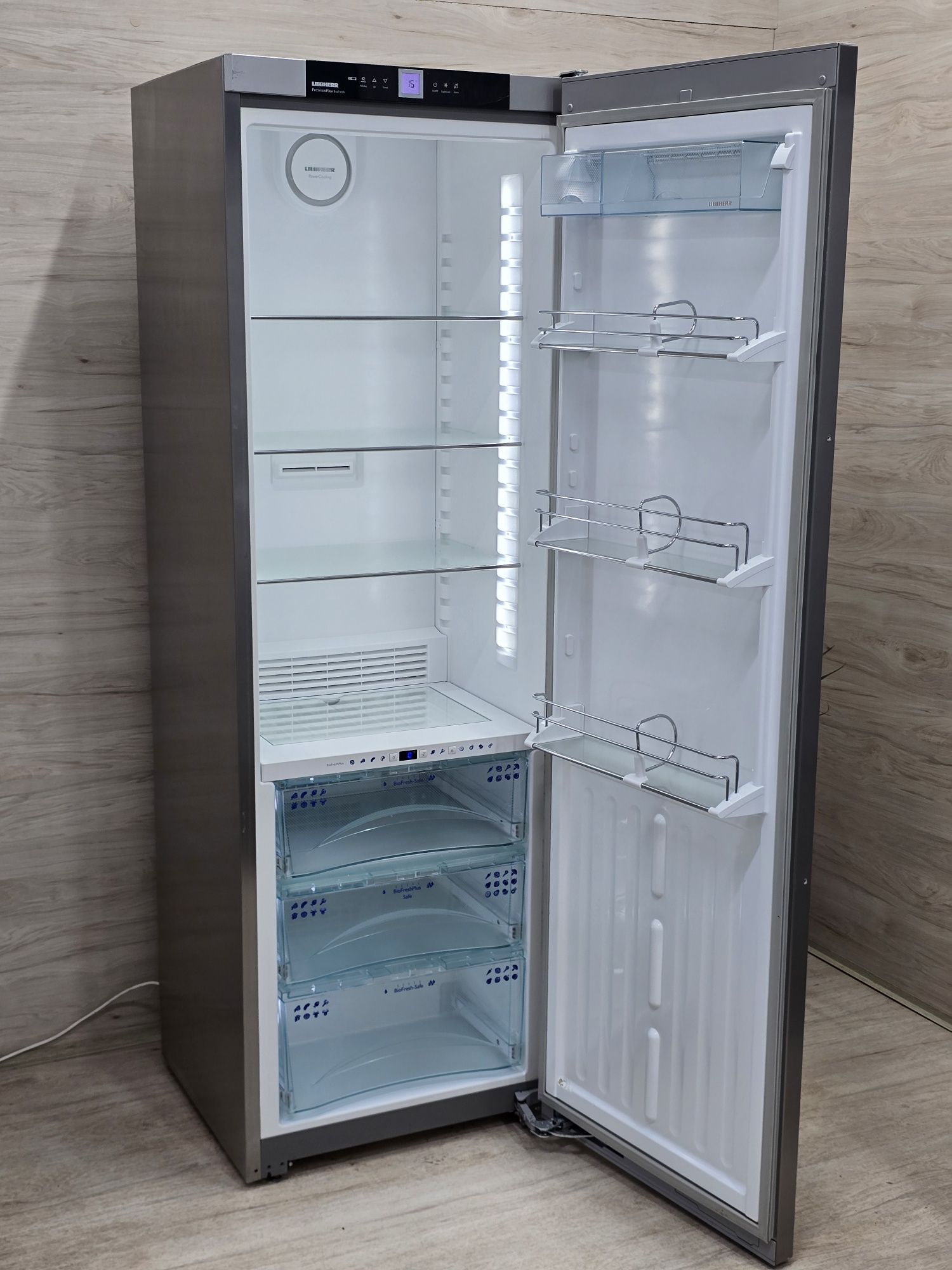 Холодильник Liebherr PremiumPlus BioFresh Топ.стан 1.8м Сенсорний