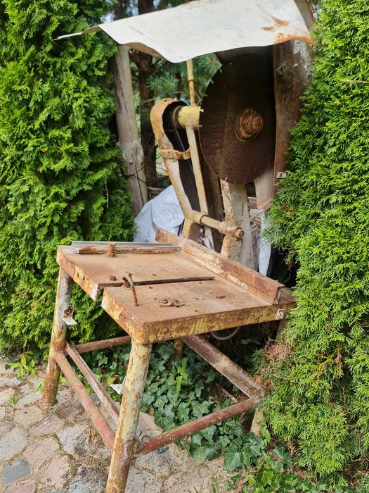 Maszyna do ciecia kamienia