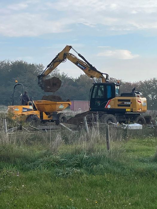 Prace ziemne wyburzenia wykopy prace brukarskie