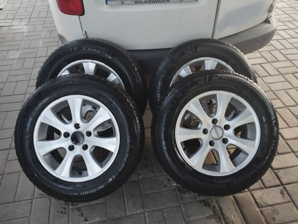 Диски с резиной R16 5*120 t5 t6 traffic vivaro БМВ