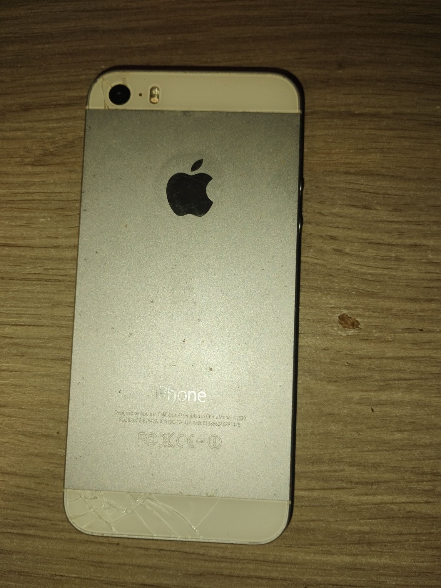 Побитий  Iphone 5s