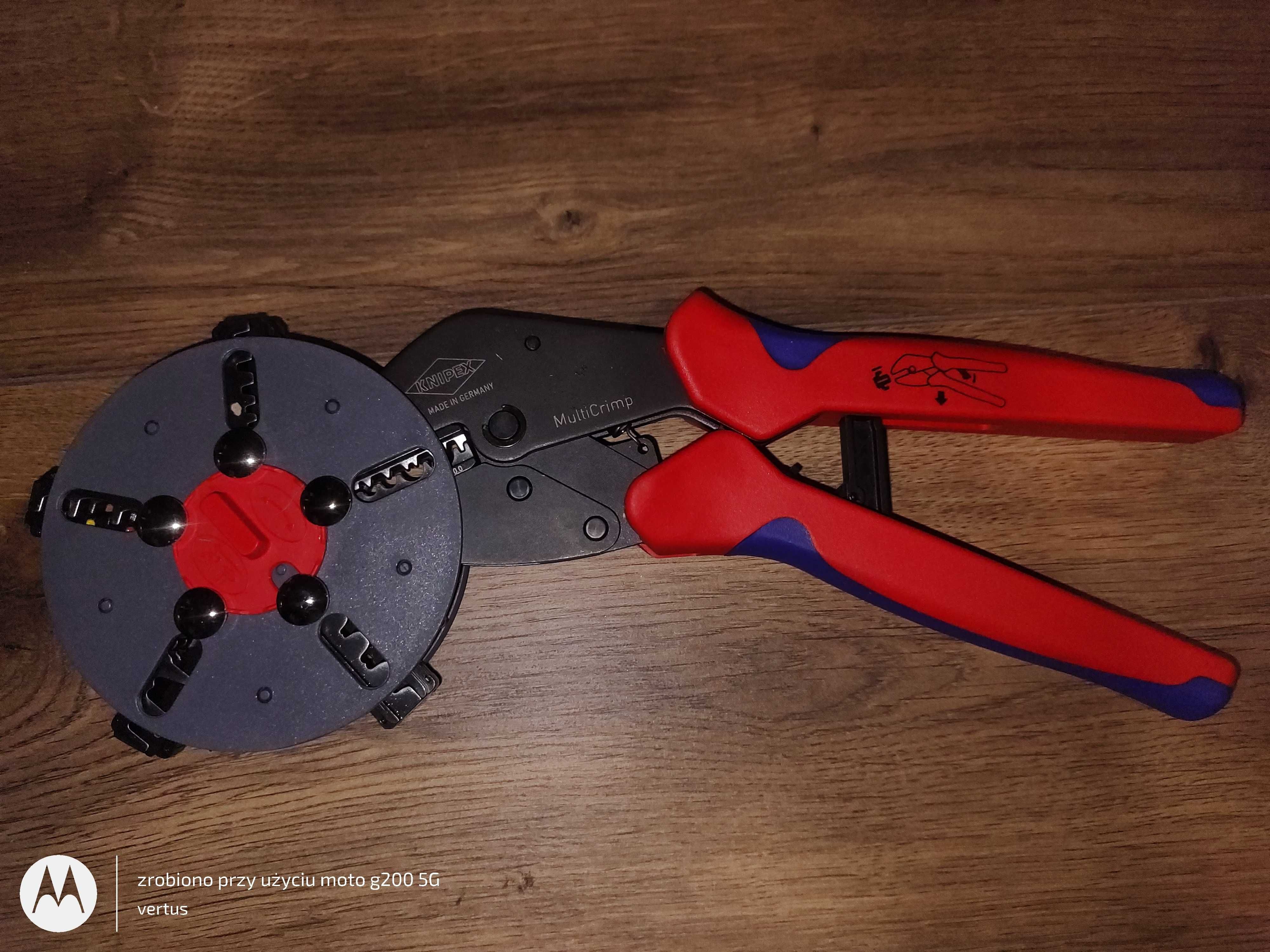 Zaciskarka KNIPEX Multicrimp 5 matryc