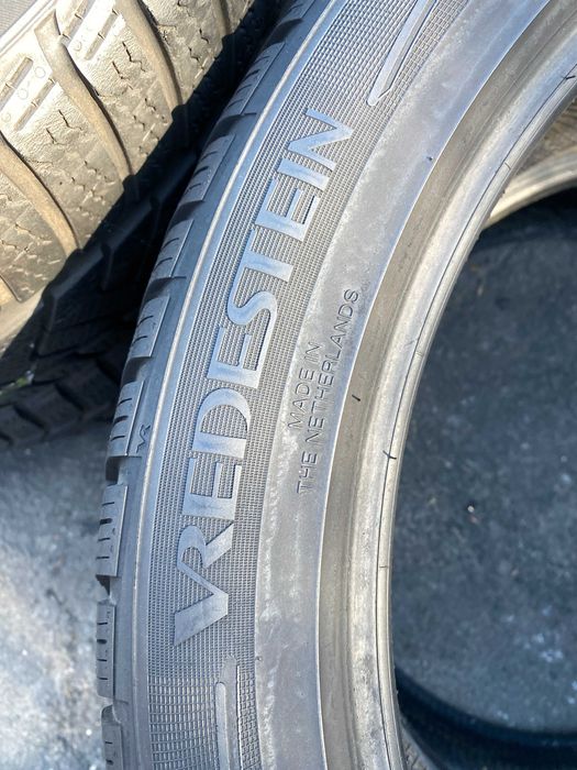 Шини 235 45 20 Vredestein 85% Зима