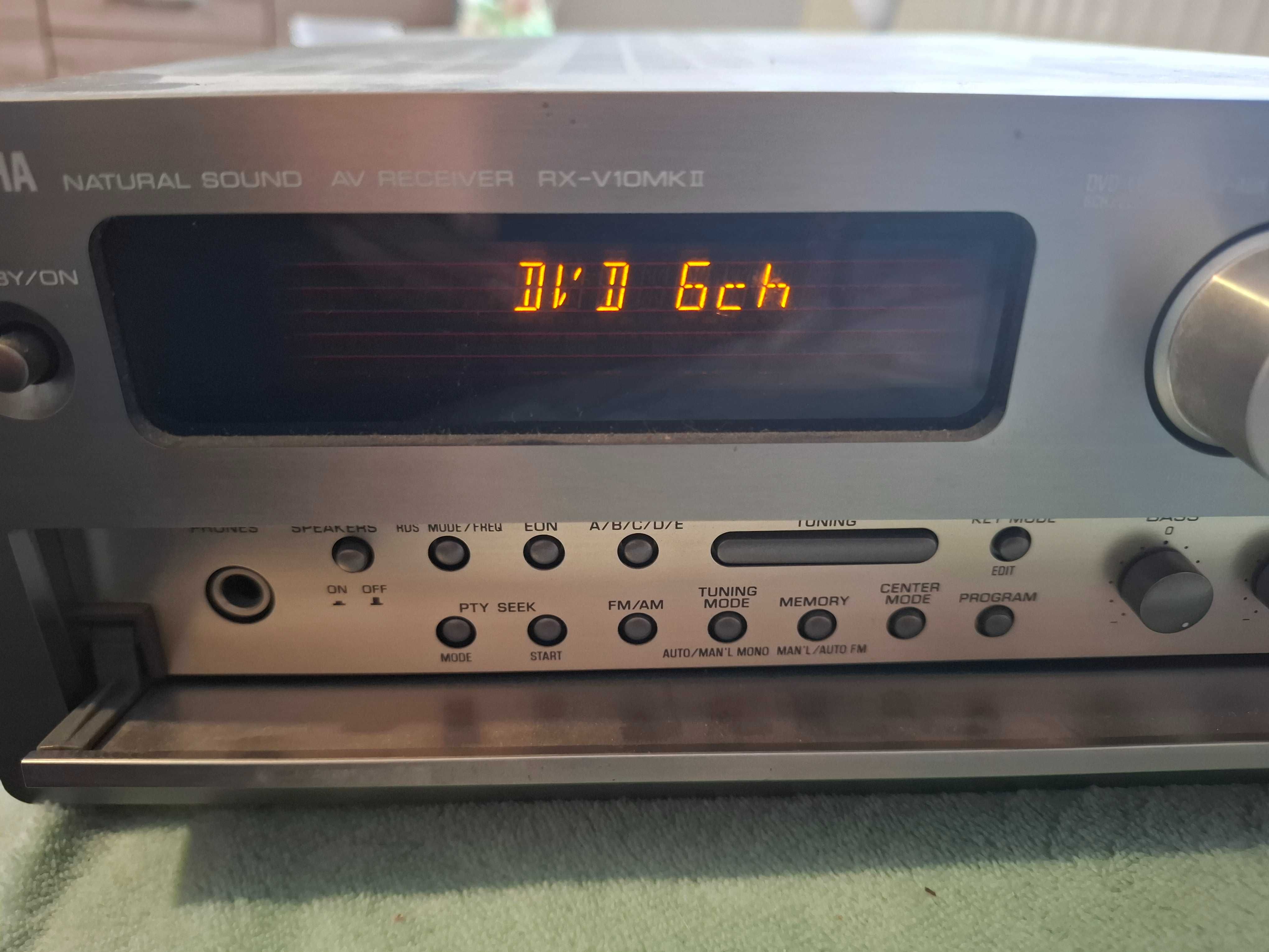 Amplituner YAMAHA RX-V10MK II