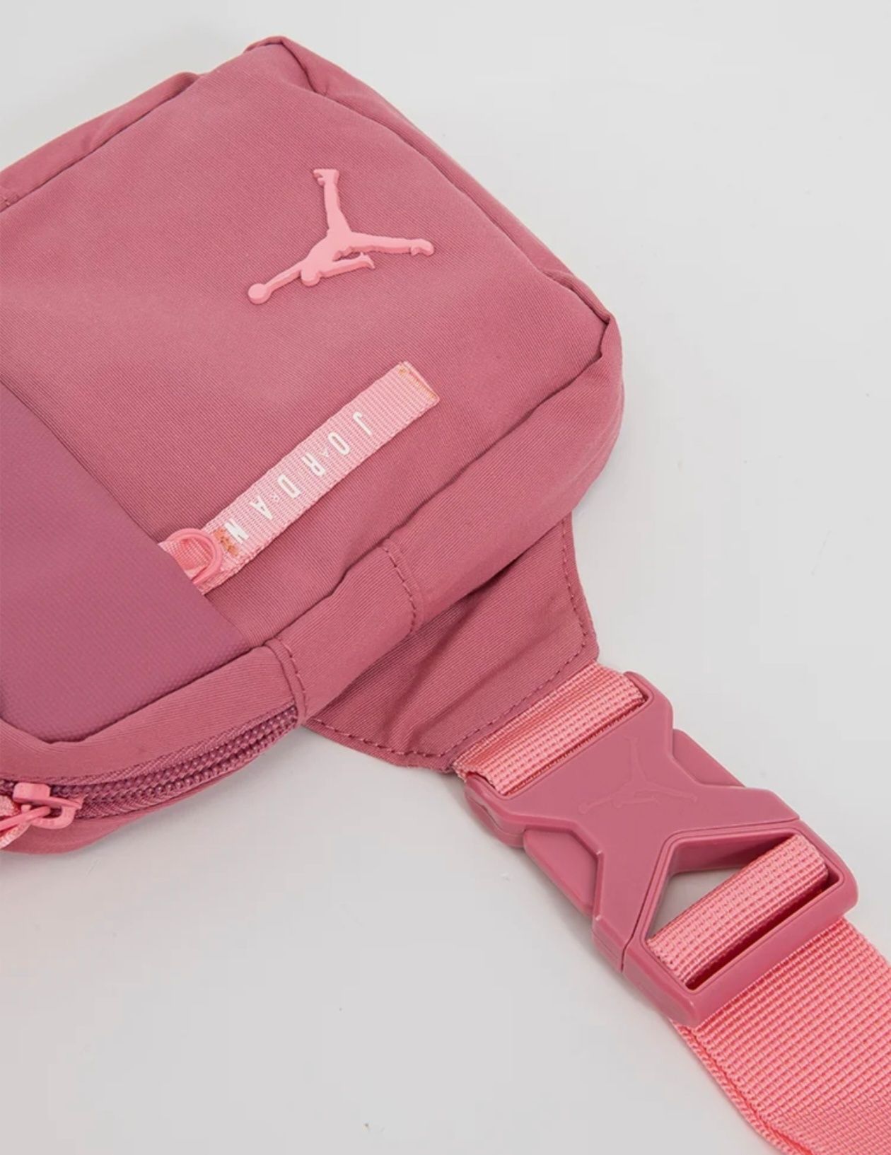 Saszetka nerka Jordan torba róż