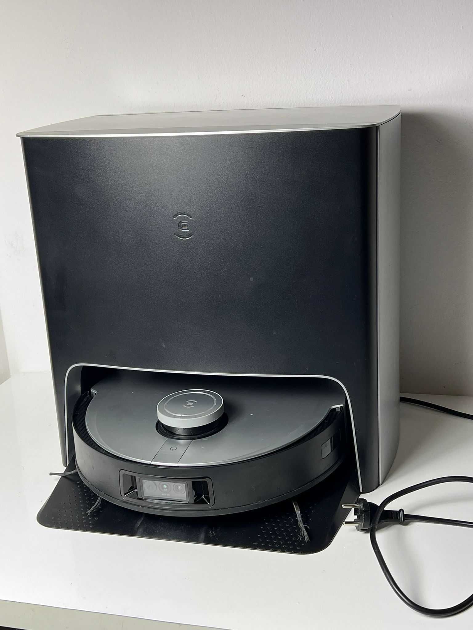 Robot sprzątający Ecovacs X1 Turbo czarny