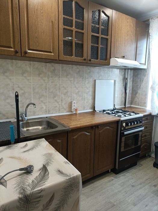 Здам квартиру в центрі з ремонтом