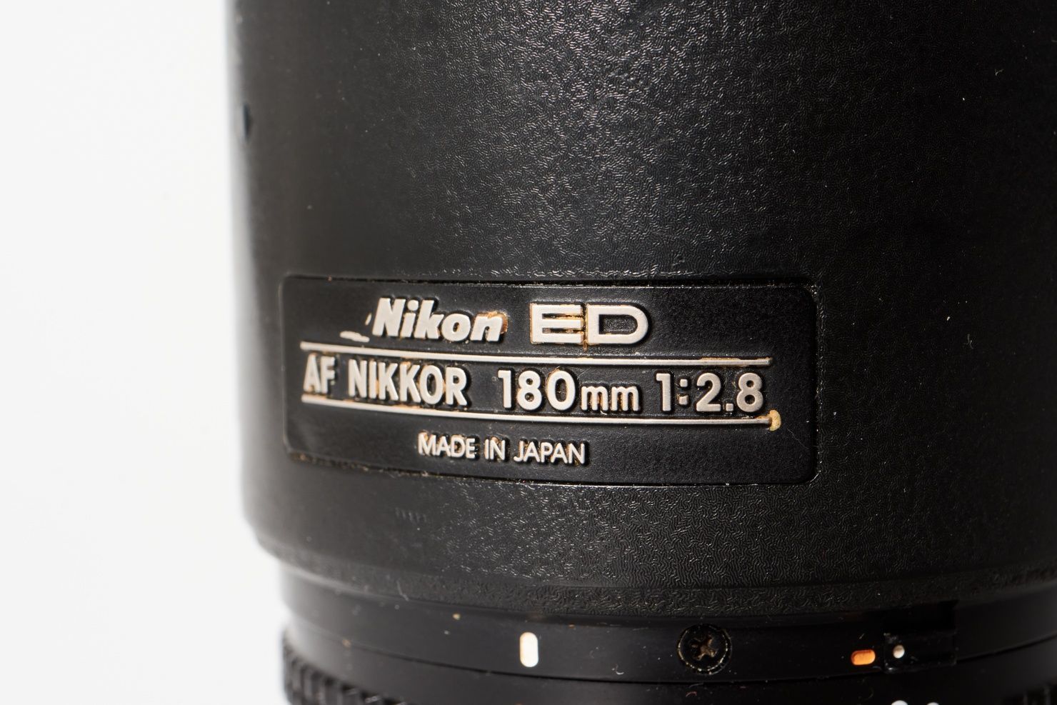 Продам Nikkor 180mm f/2.8