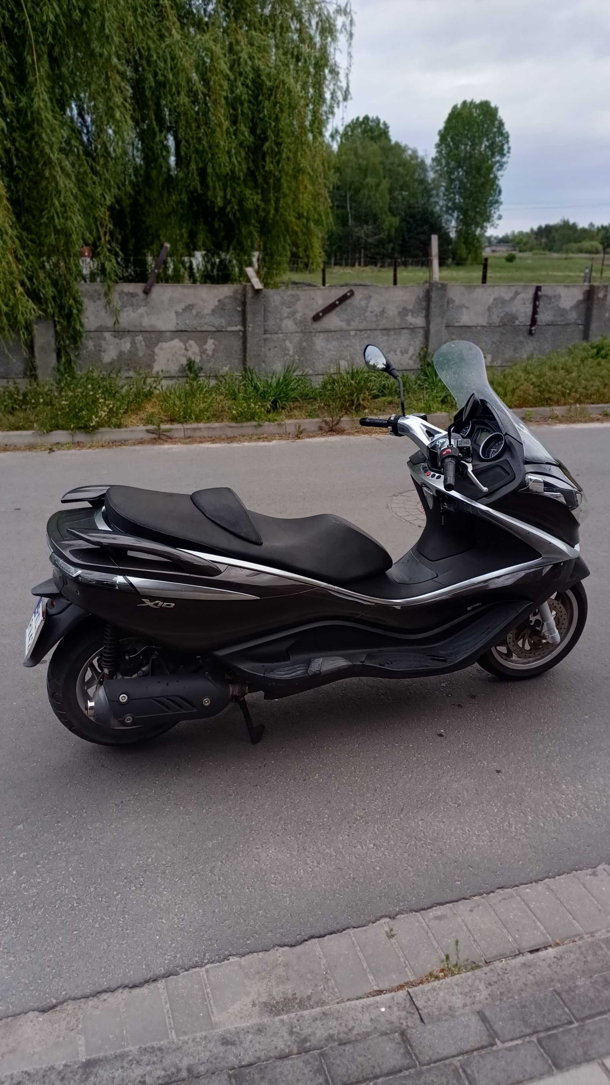 Piaggio x10 125 skuter