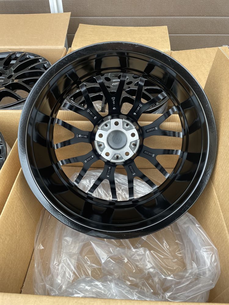4x felgi aluminiowe CZARNE 5x112 r19 et39 8J Alufelgi Platin (Germany)